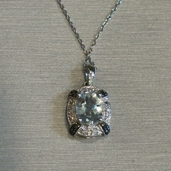 ZALES 14K white gold Aquamarine necklace - Picture 5 of 9